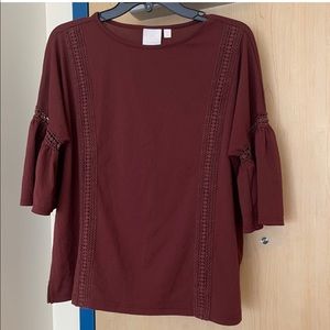 Women maroon top